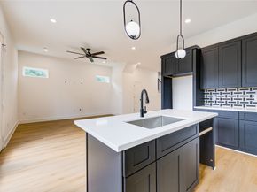 9007 Noel A and B Street, Houston TX 77033