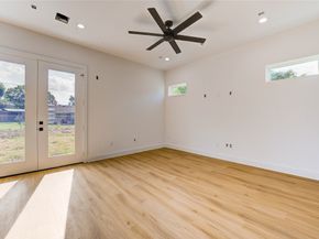 9007 Noel A and B Street, Houston TX 77033