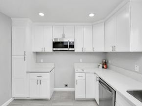 5041 Southwind Street, Houston TX 77033