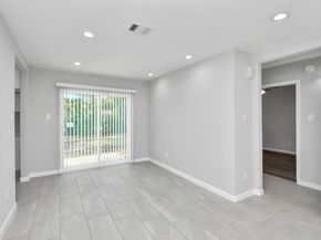 5041 Southwind Street, Houston TX 77033