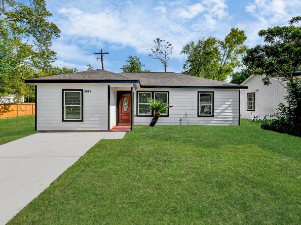 5041 Southwind Street, Houston TX 77033