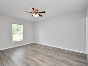 5041 Southwind Street, Houston TX 77033
