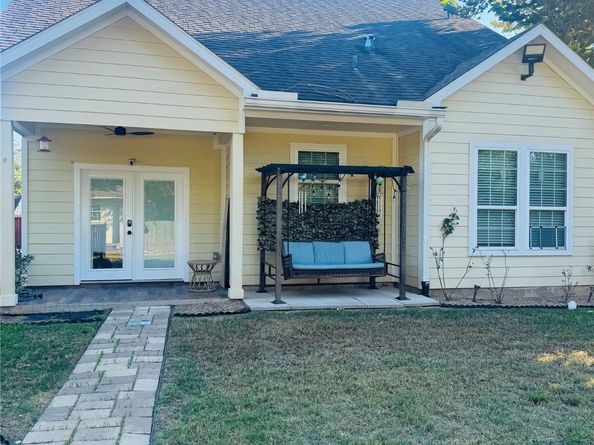5317 Higgins Street, Houston TX 77033