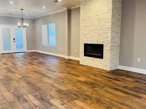 5317 Higgins Street, Houston TX 77033