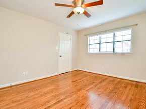 5244 Arboles Drive 6, Houston TX 77035