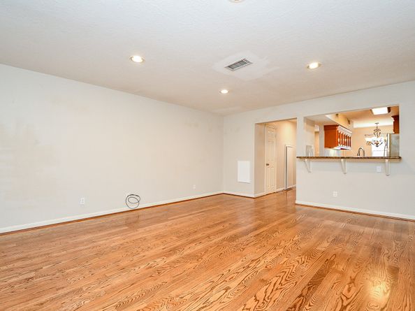 5244 Arboles Drive 6, Houston TX 77035