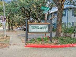 11609 Chimney Rock Road B, Houston TX 77035