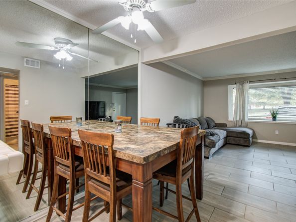 11609 Chimney Rock Road B, Houston TX 77035