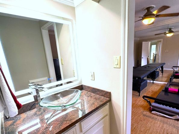 734 Plainwood Drive, Houston TX 77079