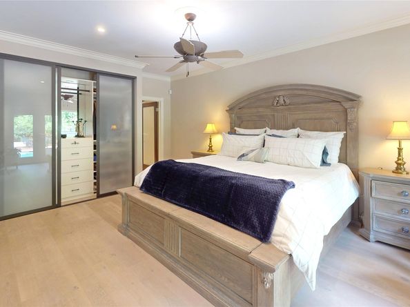 734 Plainwood Drive, Houston TX 77079