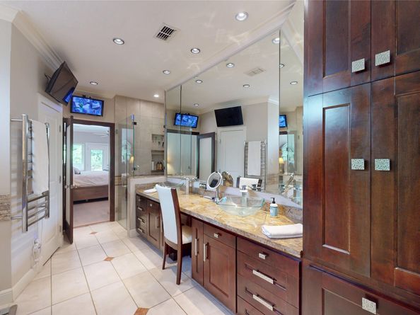 734 Plainwood Drive, Houston TX 77079