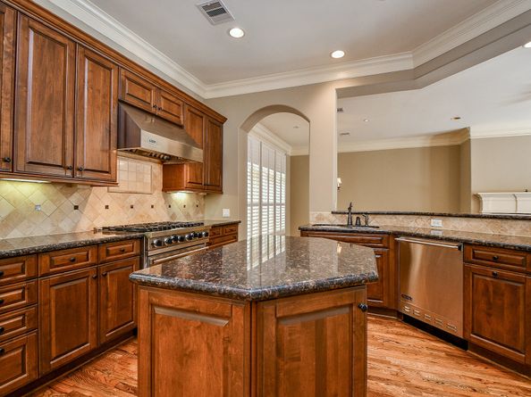 4826 Austin Street, Houston TX 77004