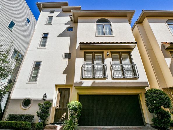 4826 Austin Street, Houston TX 77004