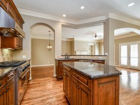 4826 Austin Street, Houston TX 77004