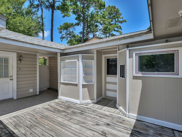 25606 Pecan Valley Circle, Spring TX 77380