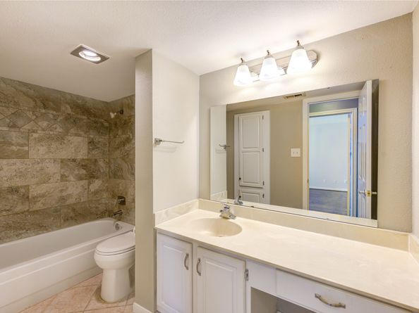 4000 Purdue Street 118, Houston TX 77005