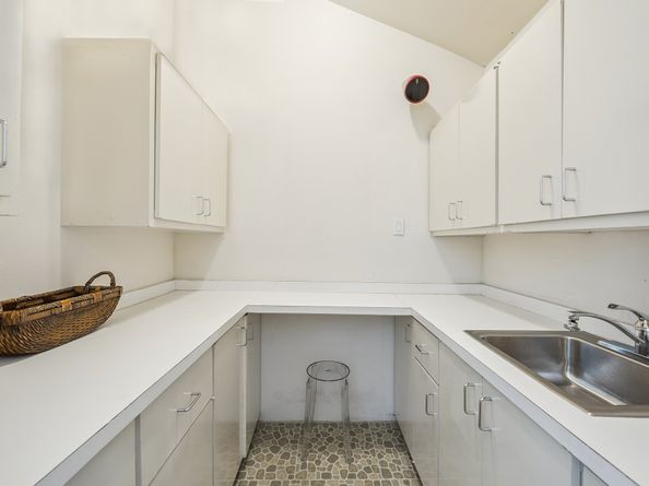 3633 Sun Valley Drive, Houston TX 77025