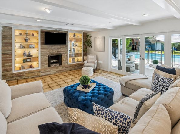 3633 Sun Valley Drive, Houston TX 77025