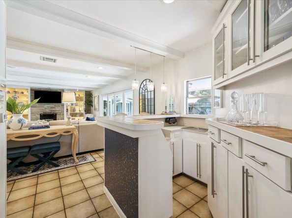 3633 Sun Valley Drive, Houston TX 77025