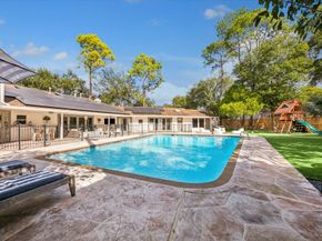 3633 Sun Valley Drive, Houston TX 77025