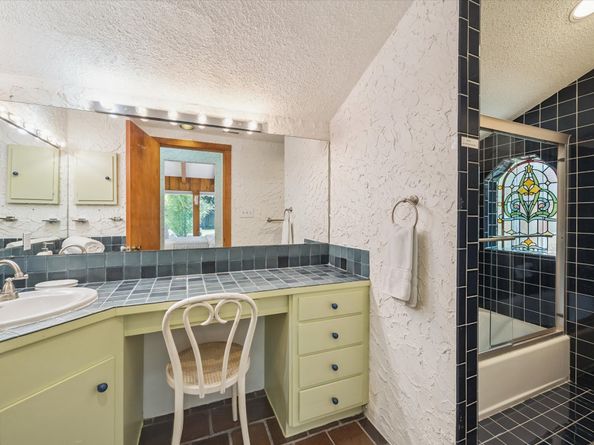 3633 Sun Valley Drive, Houston TX 77025