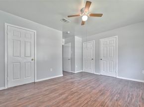 3918 Tavenor Lane, Houston TX 77047