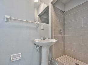 3918 Tavenor Lane, Houston TX 77047