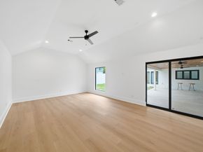 1911 E Allegro Street, Houston TX 77080