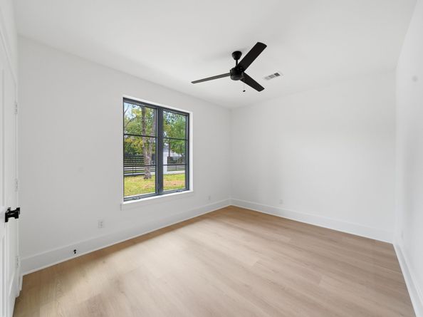 1911 E Allegro Street, Houston TX 77080