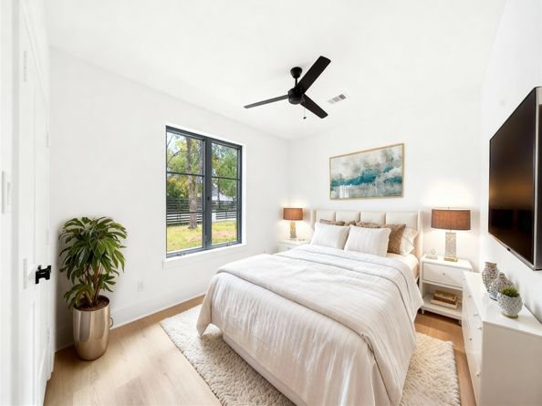 1911 E Allegro Street, Houston TX 77080