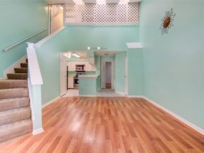 218 Plaza Verde Drive 2211, Houston TX 77038