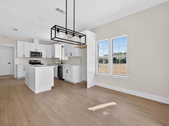 300 Fawn Lane, Georgetown TX 78628