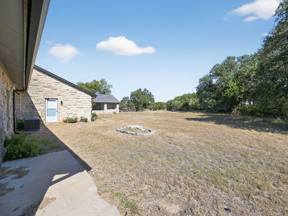 300 Fawn Lane, Georgetown TX 78628