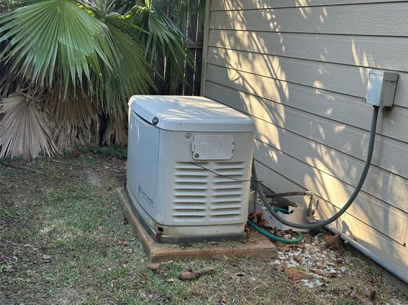 11707 Meadow Falls, Tomball TX 77377