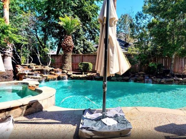 11707 Meadow Falls, Tomball TX 77377