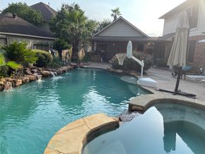 11707 Meadow Falls, Tomball TX 77377