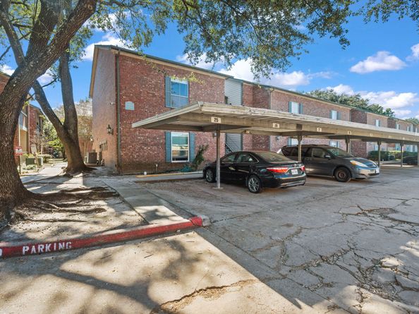 6500 Harbor Town Drive 2808, Houston TX 77036