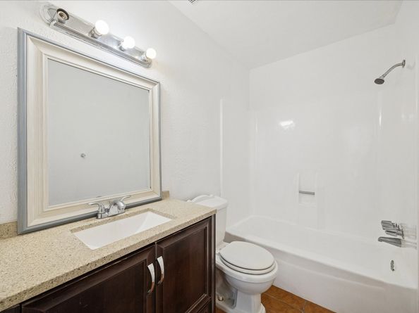 719 Midland Court, Houston TX 77060