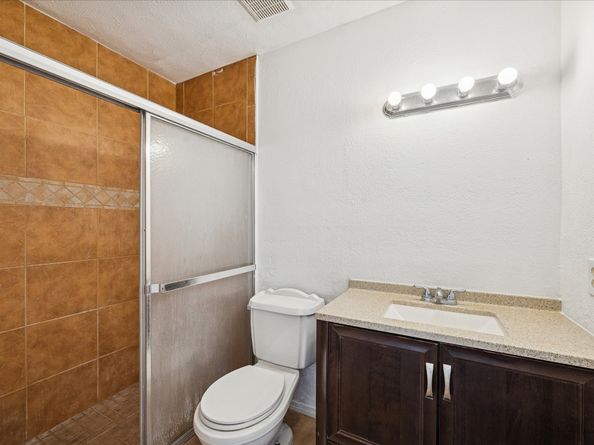 719 Midland Court, Houston TX 77060