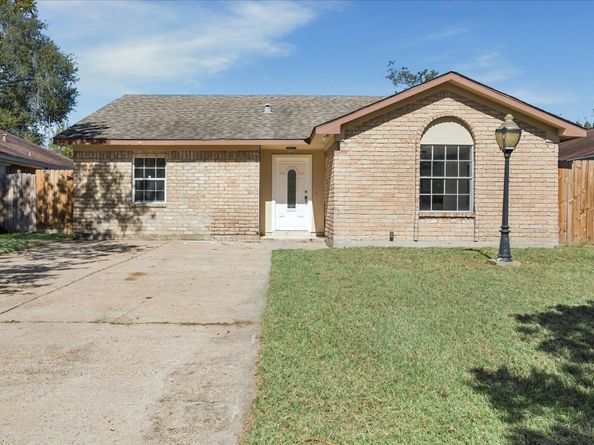 719 Midland Court, Houston TX 77060