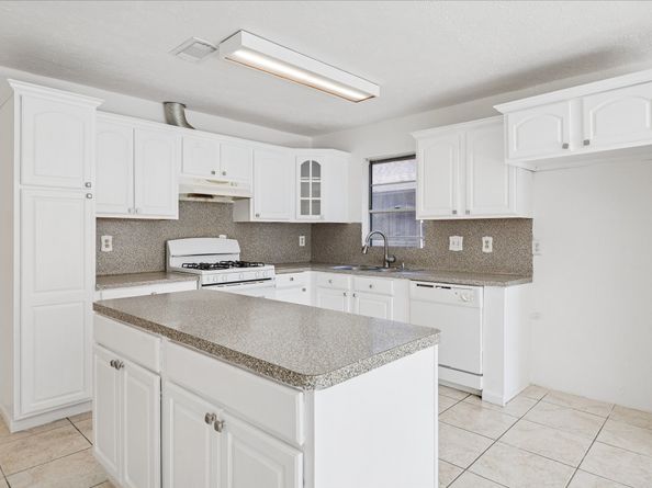 719 Midland Court, Houston TX 77060