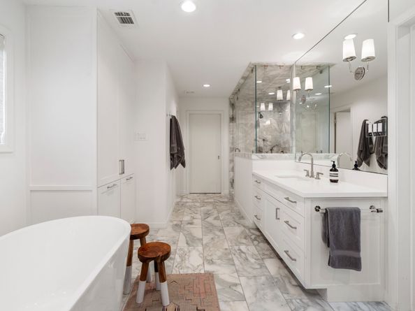 10606 Twelve Oaks Drive, Houston TX 77024