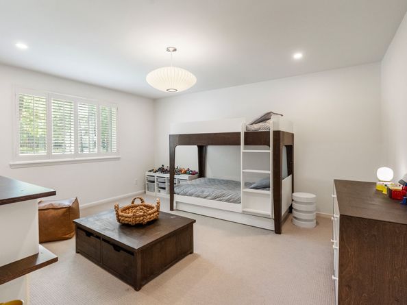 10606 Twelve Oaks Drive, Houston TX 77024