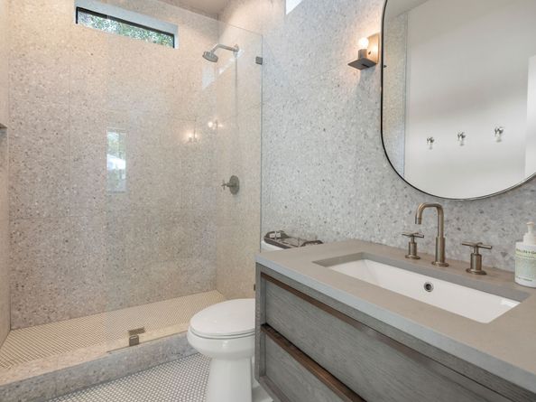 10606 Twelve Oaks Drive, Houston TX 77024