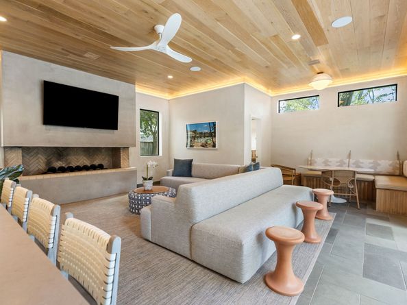 10606 Twelve Oaks Drive, Houston TX 77024