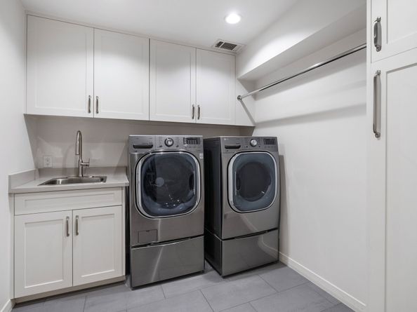 10606 Twelve Oaks Drive, Houston TX 77024