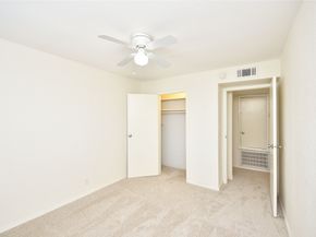 11002 Hammerly Boulevard 57, Houston TX 77043