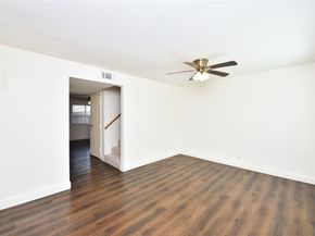 11002 Hammerly Boulevard 57, Houston TX 77043