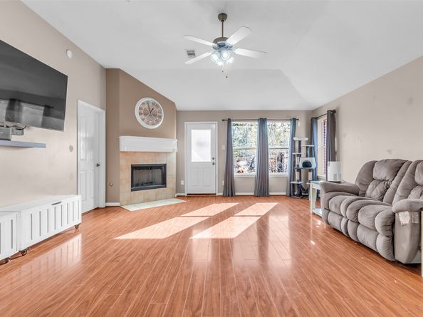 4908 Summer Rain Drive, Conroe TX 77303