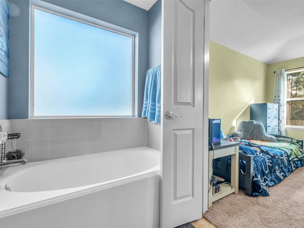 4908 Summer Rain Drive, Conroe TX 77303